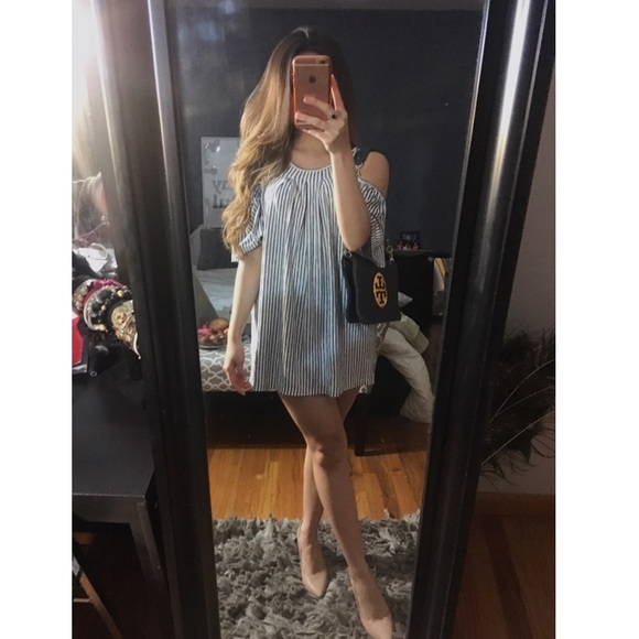 Off-shoulder navy dress - Picture 2 of 2